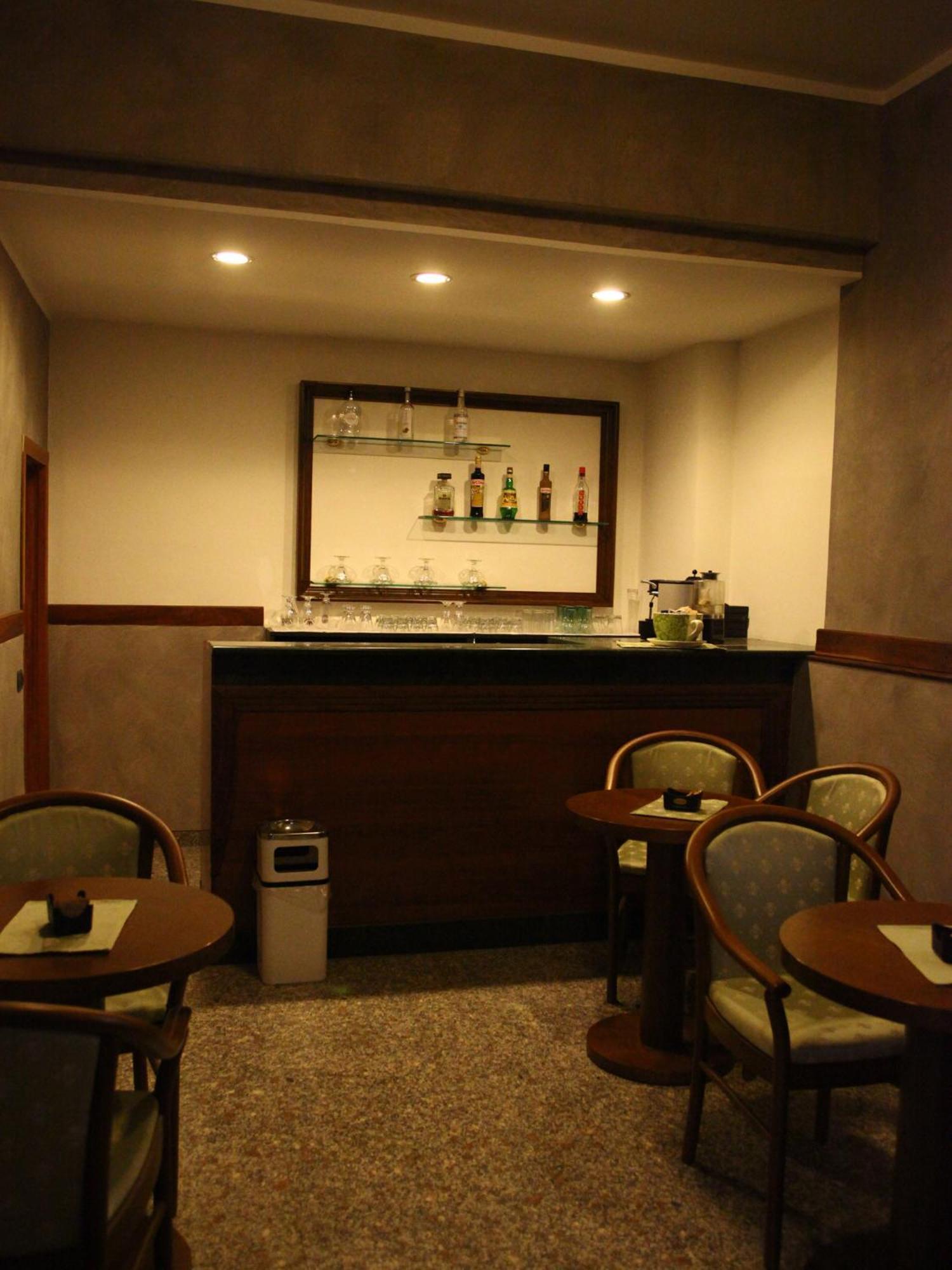 Hotel Pineta Cagli Ngoại thất bức ảnh