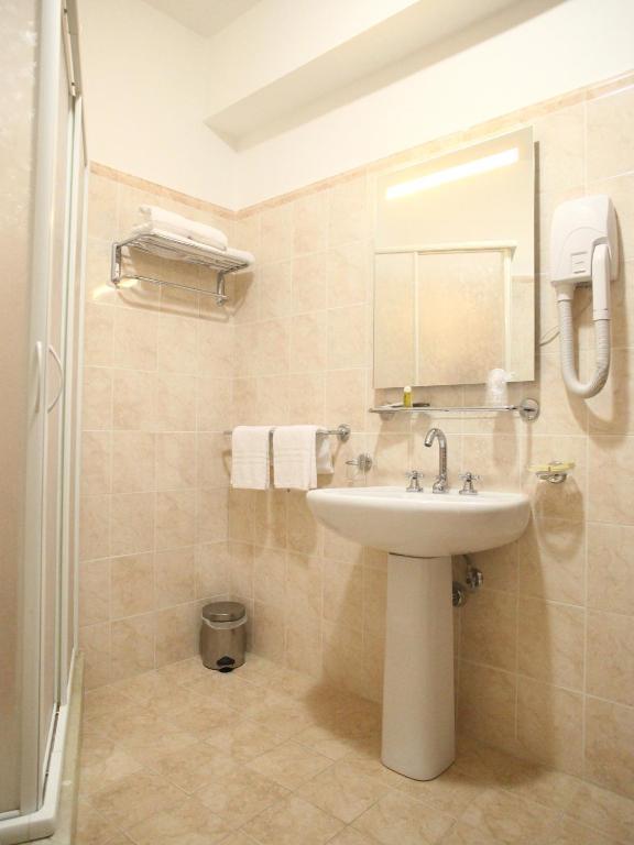 Hotel Pineta Cagli Phòng bức ảnh