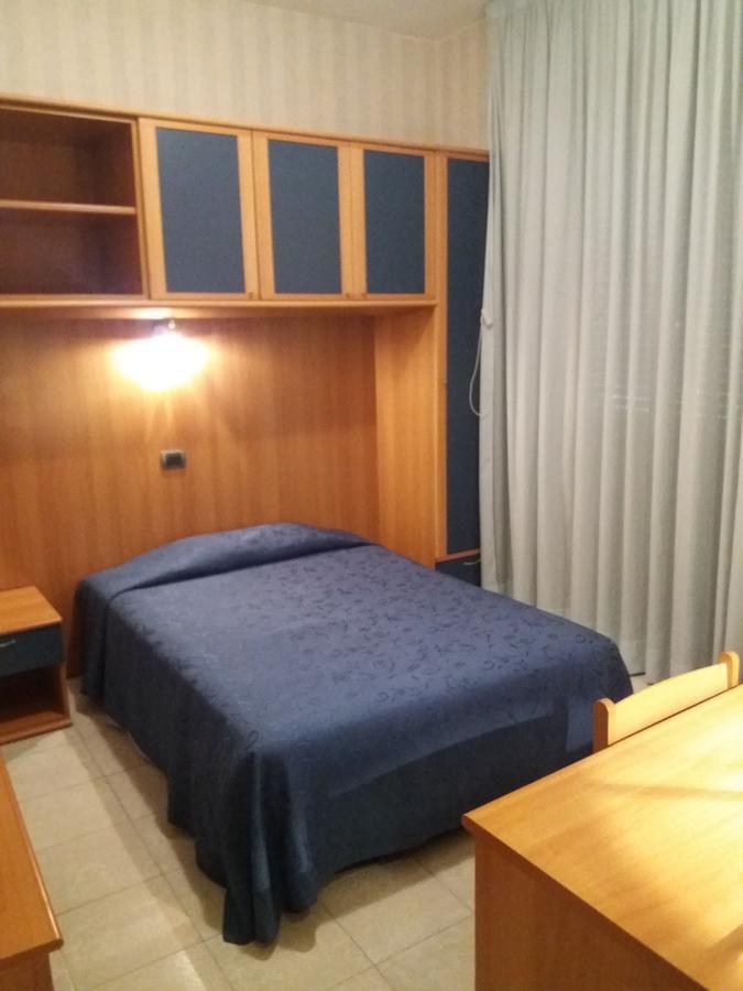 Hotel Pineta Cagli Ngoại thất bức ảnh